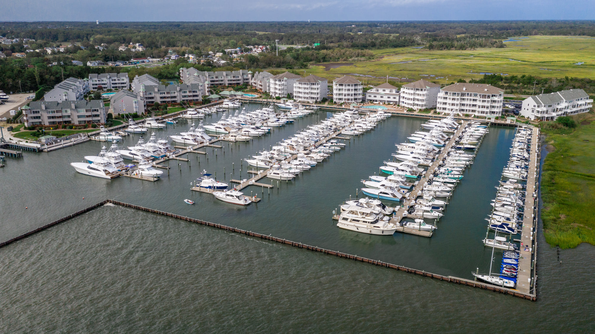 Canyon Club Resort Marina waterfront view
